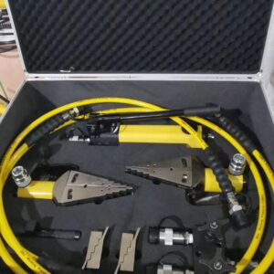 HYDRAULIC FLANGE SPREADERS KIT